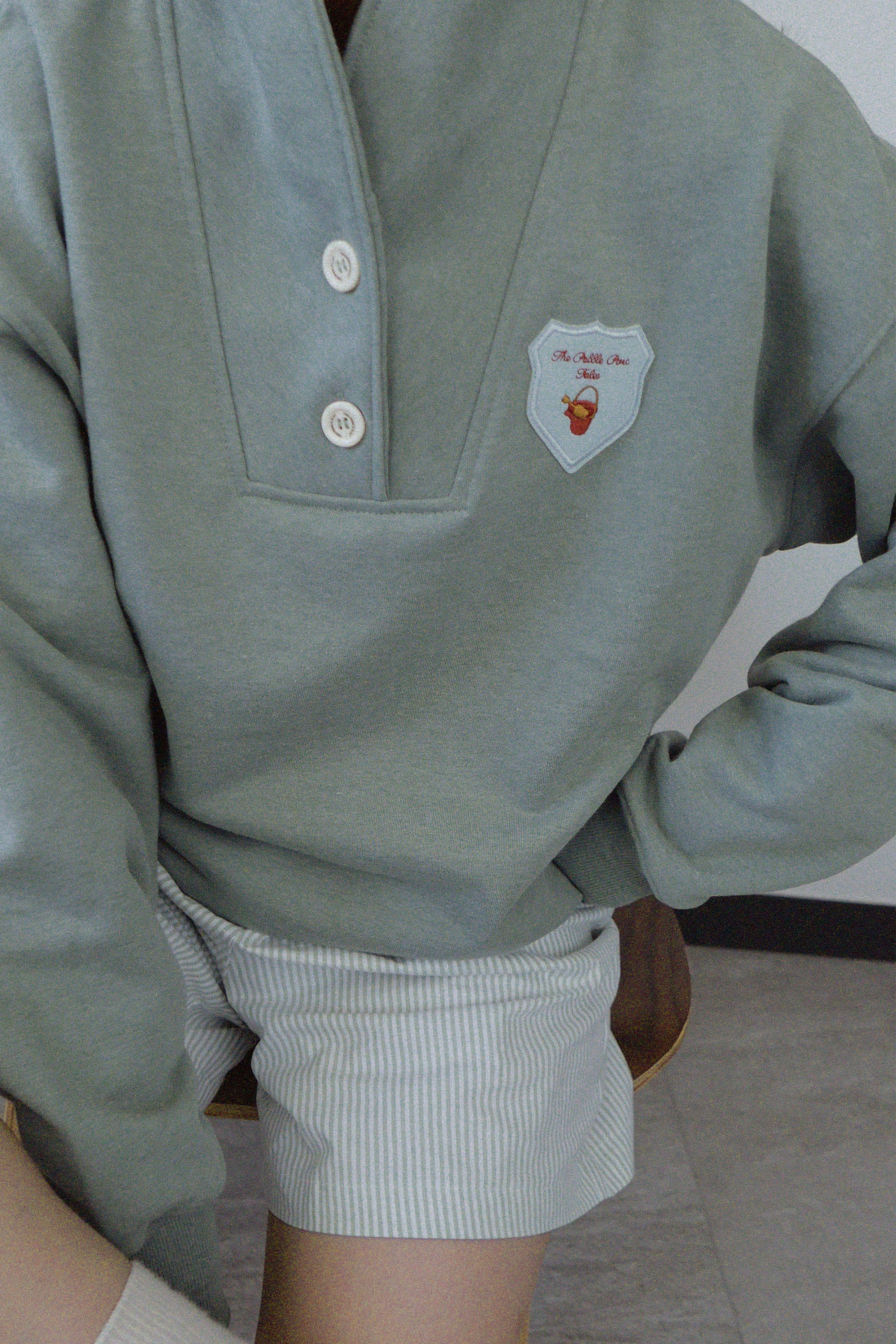 High Collar Sweatshirt - Henry Sugar