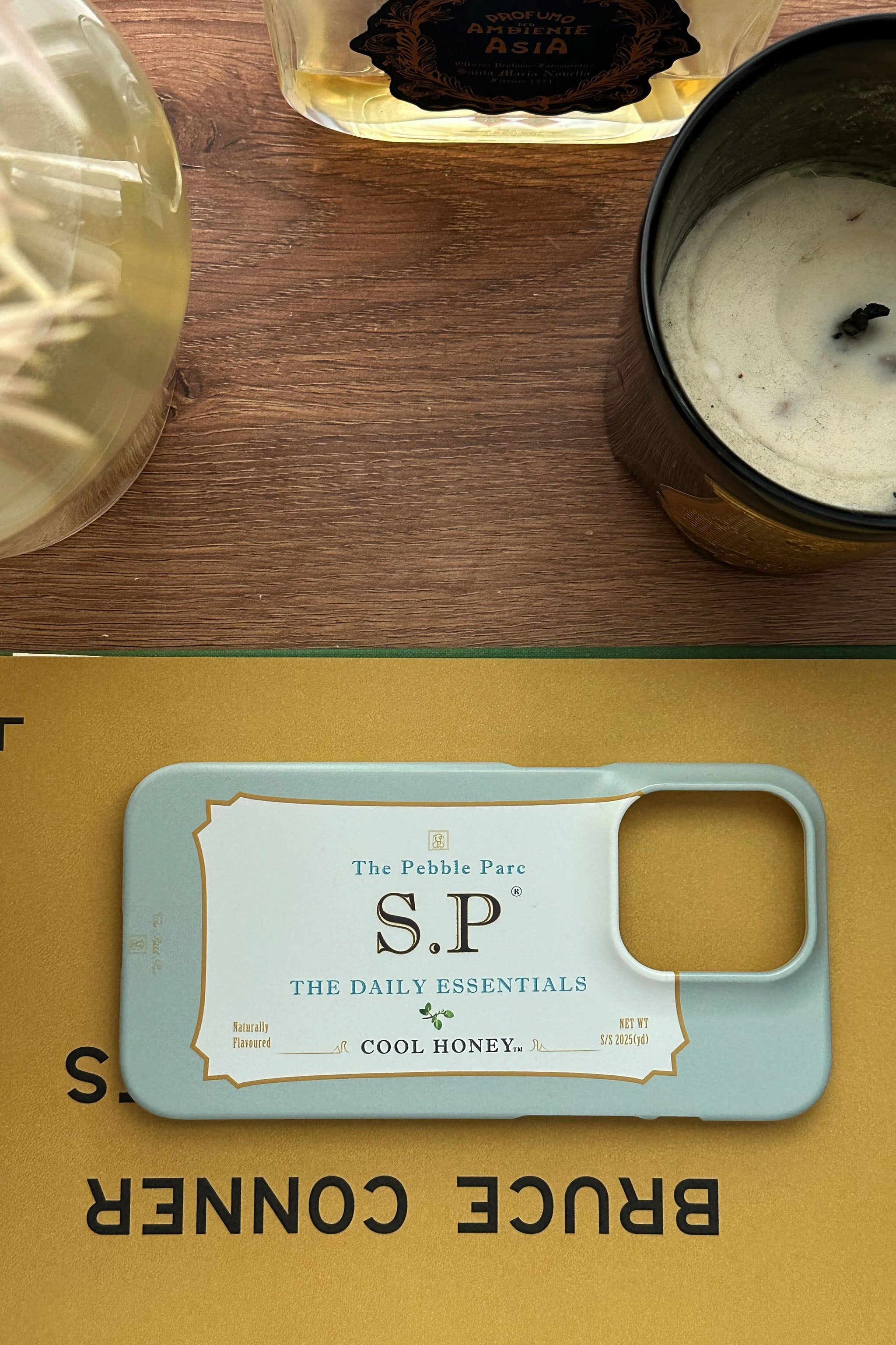 The Tin Edit - Winter Green